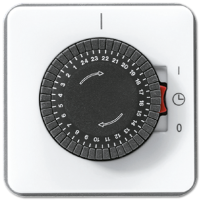 JUNG CD 500/CD plus Белый Таймер поворотный суточный с электроприводом (шаг программы 30 мин)