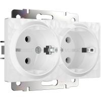 Розетка двойная с заземлением (Hammer белый) W1272001