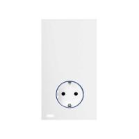 Simon 100 Белый матовый Hub Pro iO с розеткой Schuko 2Р+Е 16А 250В~