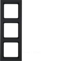 Berker Q.3 Антрацит с эффектом бархата Рамка 3-местная