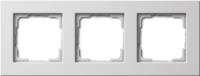 Gira E22 Бел Рамка 3-ая для установки заподлицо