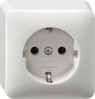 Gira S-55 Бел Розетка с з/к IP20