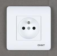 CHINT Французская розетка 16А 250В