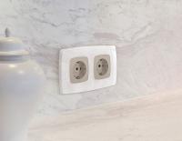 Лицевая панель OMEGA (Серо-бежевый матовый) для электрической розетки с/з со шторками QUANT OP3670