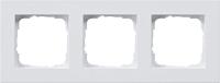 Gira Белый Рамка 3-ая заподлицо
