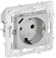 IEK SKANDY Серебряный Розетка с/з с защитными шторками 16А с USB C 18Вт SK-R17S