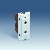 Simon 82 Centr. Слоновая кость Розетка двухполюсная без заземл. 2P, 10А 230В, винтовой зажим