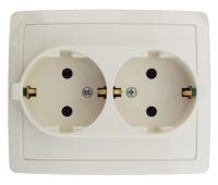 Simon 15 Слоновая кость Розетка двойная с заземлением 2*2Р+Е без шторок, винт.зажим,16А, 250В