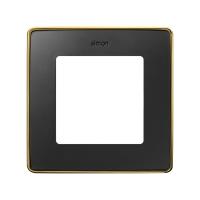 Simon S82 Detail Рамка на 1 пост матового черного цвета с металлическим основанием цвета золото