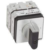 Legrand Трехпозиционный переключатель без положения ''0'' PR 17 1П 3 контакта крепление на дверце