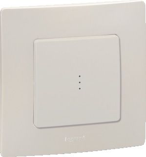 Legrand Etika Слоновая кость Переключатель с подсветкой, 10А, Автоматические клеммы
