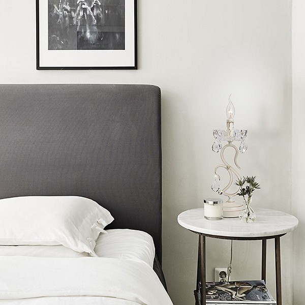 Классическая настольная лампа 12205/1T белый Eurosvet Etna