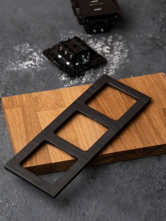 EKF PROxima Стокгольм Черный Металл Рамка 3-ая