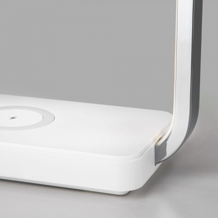 Светодиодная настольная лампа 80502/1 хром Eurosvet Frame