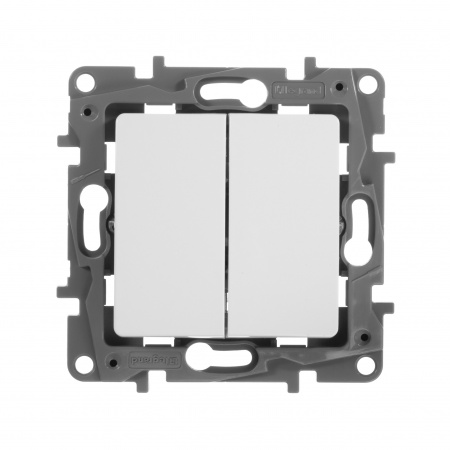 Legrand Etika Белый Выключатель 2-х клавишный, 10А