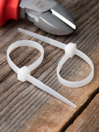 EKF Basic Хомут нейлоновый (4,8х120) (100шт.)