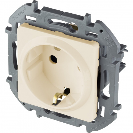 Legrand INSPIRIA Слоновая кость Розетка 2К+З со шторками - немецкий стандарт - 16 А - 250 В