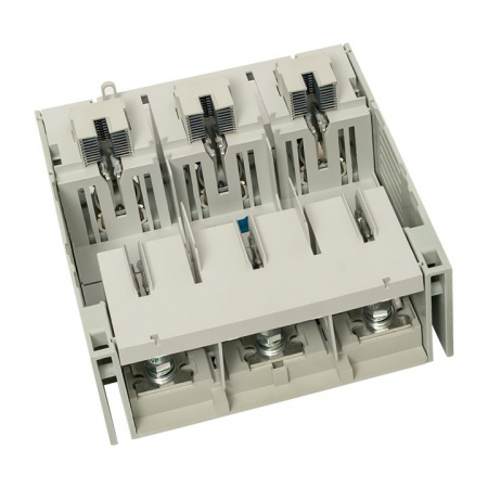 EKF PROxima Выключатель-разъединитель УВРЭ 630А откидного типа под предохранители ППН (габ.3)