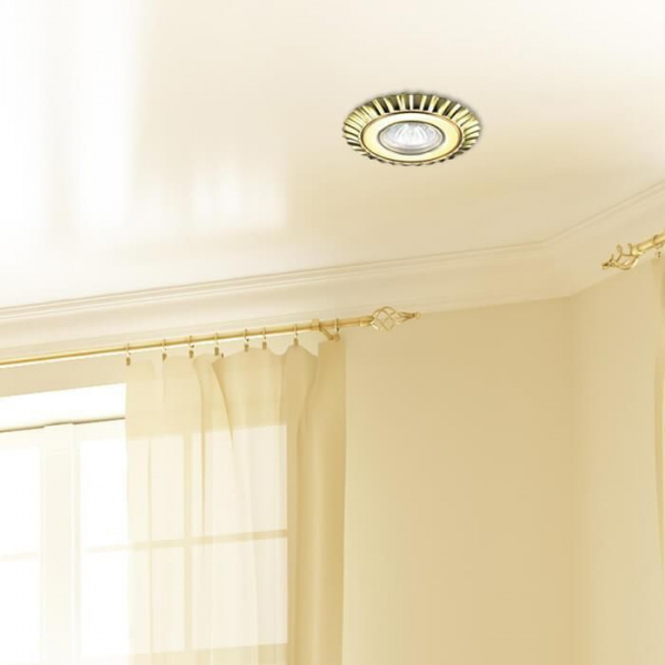 Встраиваемый светильник Novotech Spot Ligna 370274