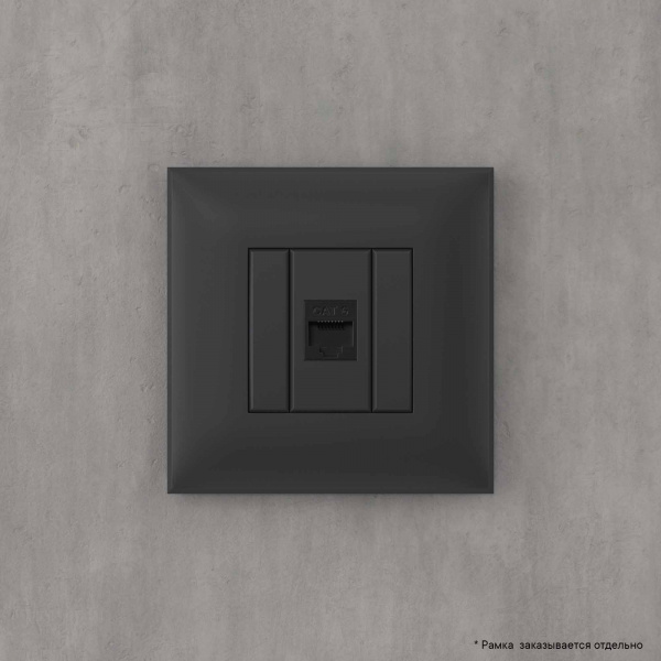 DKC Avanti Компьютерная розетка RJ-45 без шторки в стену, кат.6 одинарная, Черный матовый