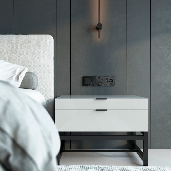 Рамка из поликарбоната на 4 поста Hammer черный W0042408