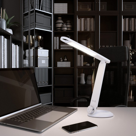 Светодиодная настольная лампа 80428/1 белый Eurosvet Action