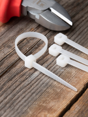 EKF Basic Хомут нейлоновый (4,8х150) (100шт.)