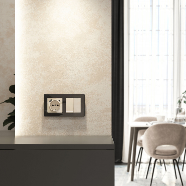 Розетка с заземлением, шторками и USB A+C (айвори акрил) W1171743