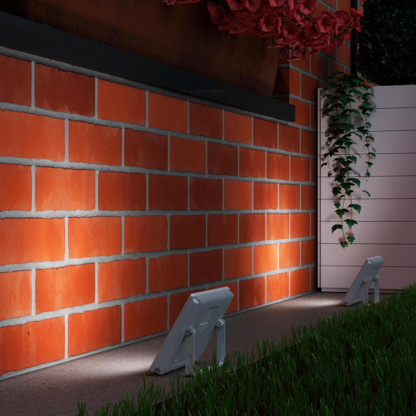 Прожектор светодиодный Gauss Slim 30W 6500К 613120330 Прожектор светодиодный Gauss Slim 30W 6500К 613120330