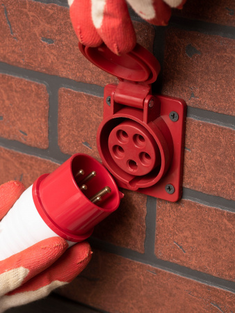 EKF PROxima Розетка стационарная внутренняя 415 3Р+РЕ+N 16А 380В IP44