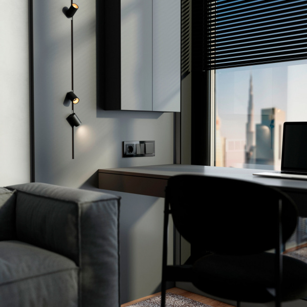 Рамка из стекла на 3 поста Favorit черный W0031108