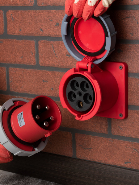 EKF PROxima Розетка стационарная внутренняя 3452 3Р+РЕ+N 125А 380В IP67