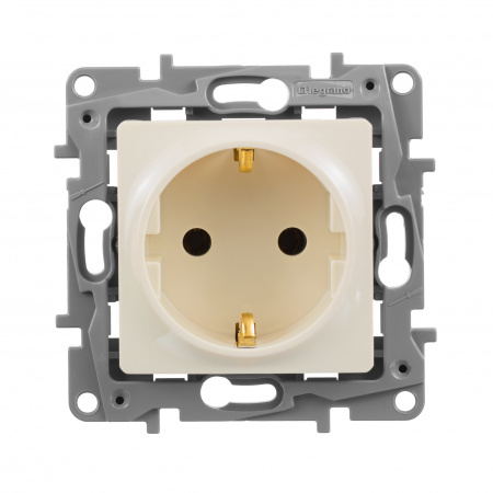 Legrand Etika Слоновая кость Розетка с/з, винтовые клеммы