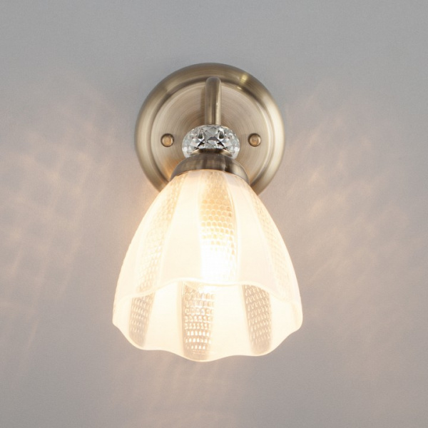 Настенный светильник 30155/1 античная бронза Eurosvet Floranse