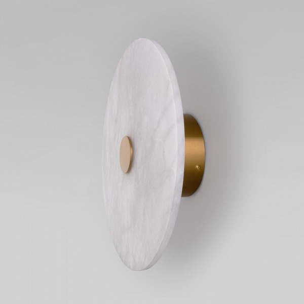 Светодиодный настенный светильник с мраморным рассеивателем 40341 LED латунь Eurosvet Thasos