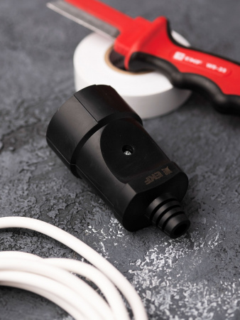 EKF PROxima Гнездо штепсельное с/з черн. ПВХ 16A 250B