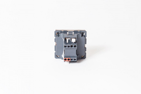 SPL Выключатель одноклавишный 45х45 белый, с безвинтовым зажимом