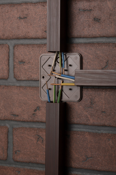 EKF PROxima Коробка разветвительная KMP-030-030 (75х75х26) тёмное дерево