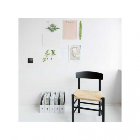 Simon 82 Detail Графит Коробка наружной установки 2-ая