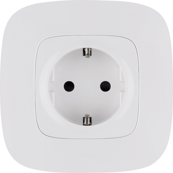Legrand Valena ALLURE DIY Бел Розетка 1-ая с/з с защитными шторками, винт.зажим