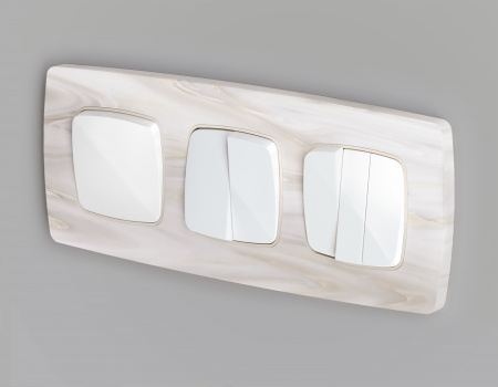 Лицевая панель OMEGA (Белый матовый) для 1-кл выключателей QUANT OP1210