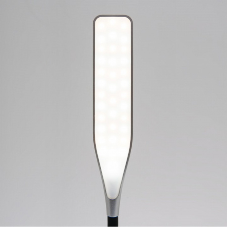 Светодиодная настольная лампа 80422/1 серебристый Eurosvet Urban