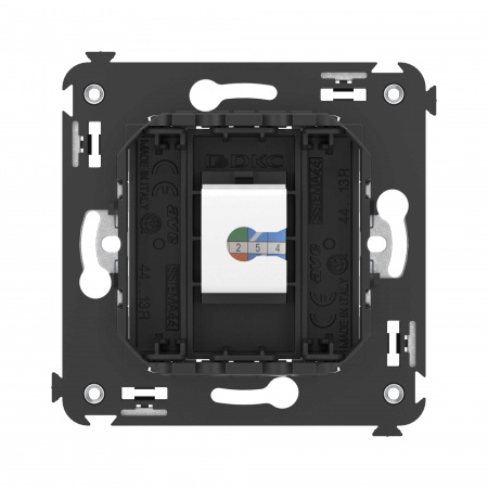 DKC Avanti Компьютерная розетка RJ-45 без шторки в стену, кат.5е одинарная, Черный матовый