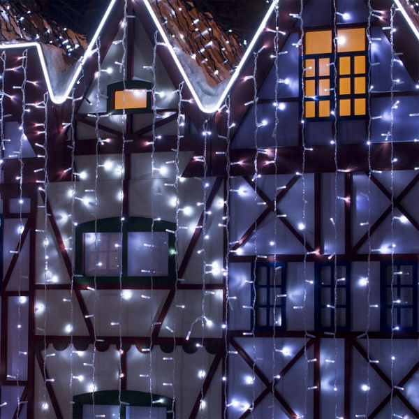 Гирлянда занавес с мерцанием 2*3 м IP65 200-101 белый Eurosvet 200-101