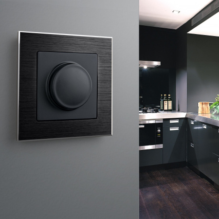 Рамка из металла на 1 пост Аluminium черный алюминий W0011708