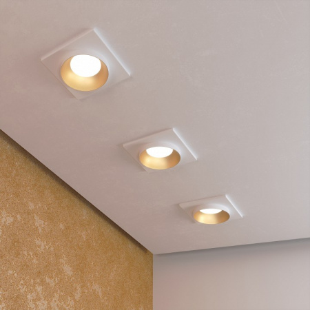 Встраиваемый точечный светильник 116 MR16 золото/белый Elektrostandard Solas a053346