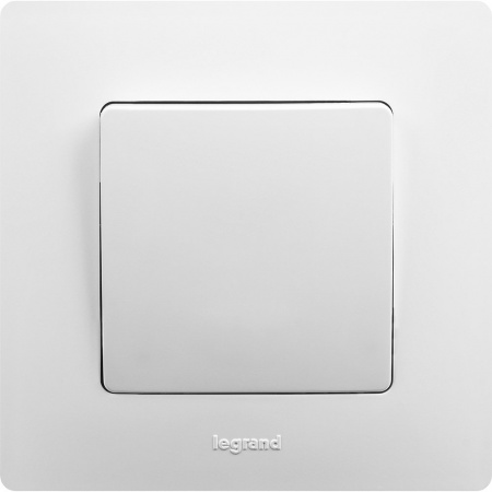 Legrand Etika Белый Рамка 1-ая