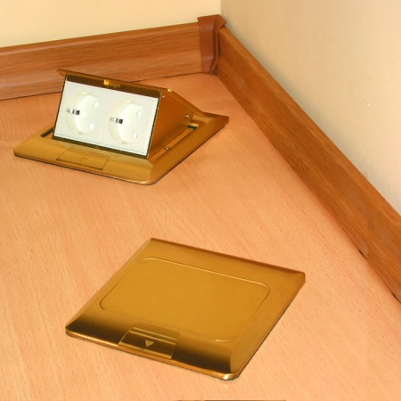 Donel Выдвижной блок Snap 4 мод. латунь (с уст. набором)