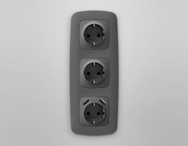 Лицевая панель OMEGA (Антрацит серый) для электрической розетки с заземлением со шторками QUANT OP6570