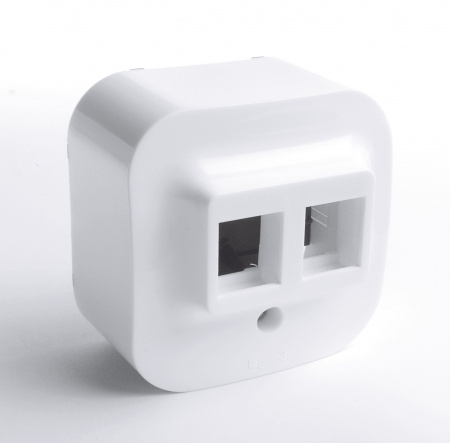Legrand Quteo Белый Адаптер для 1 или 2 роз. RJ45 Keystone